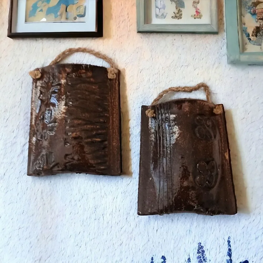 2 Studio‎ Art Pottery Wall Pockets Brown Floral Etched Farmhouse Rustic Cottage.
